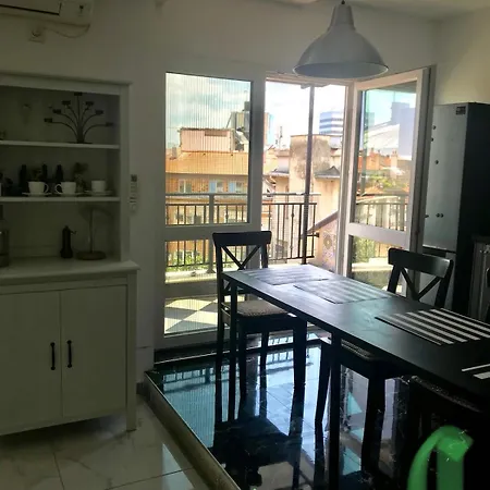 Center * 부르가스